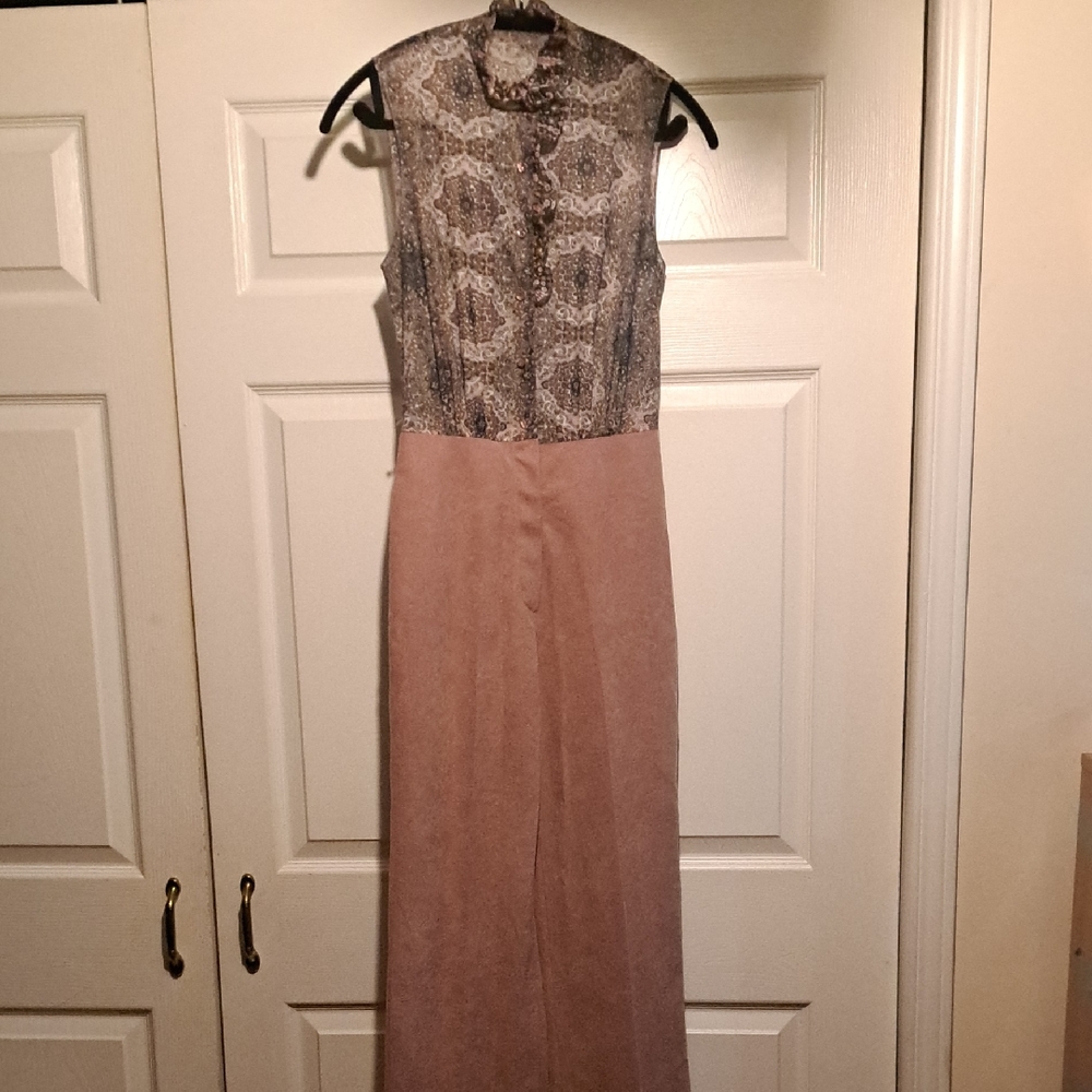Elegant Sleeveless Lace Ruffled Cat Suit/Romper Soft Pink & Purple Suede leggin